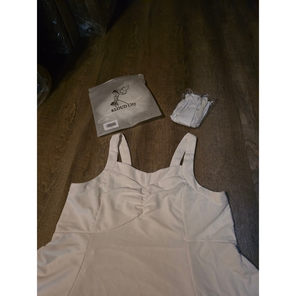 Kloud City Wedding Dress Costume XXL White Good Veil Gloves Cosplay Halloween